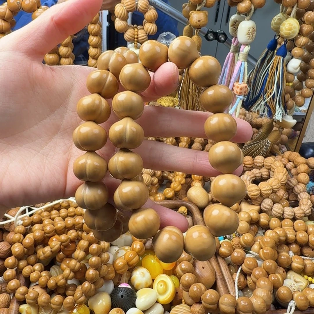 两****菩提籽类1猴头手串