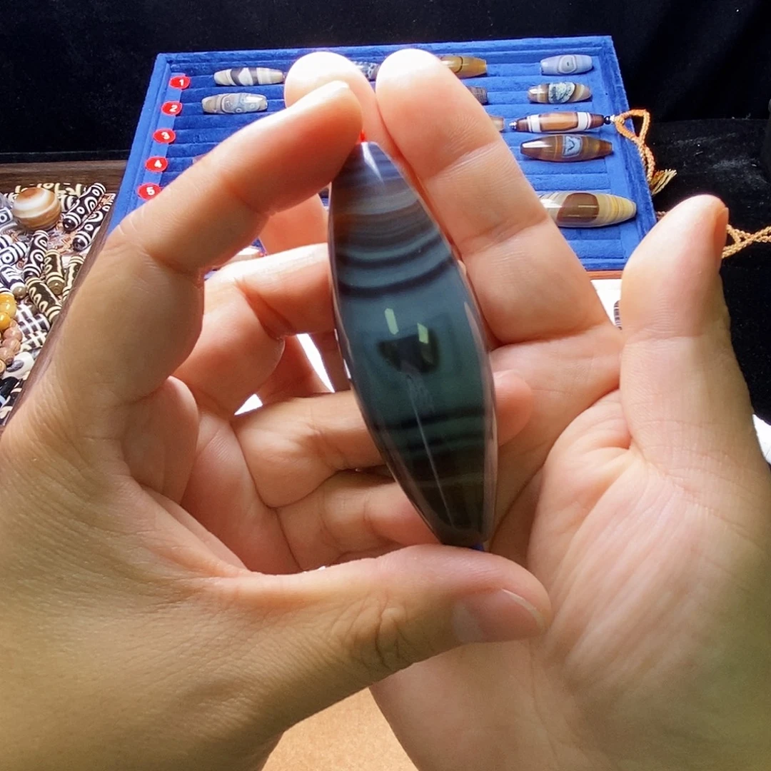 M***u玛瑙/玉髓未镶嵌颈饰