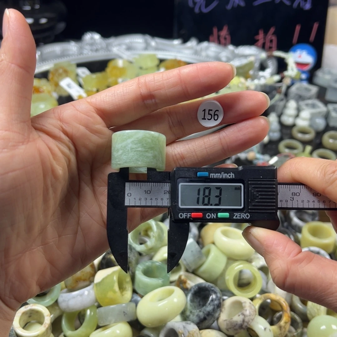 蛇纹石玉未镶嵌戒指