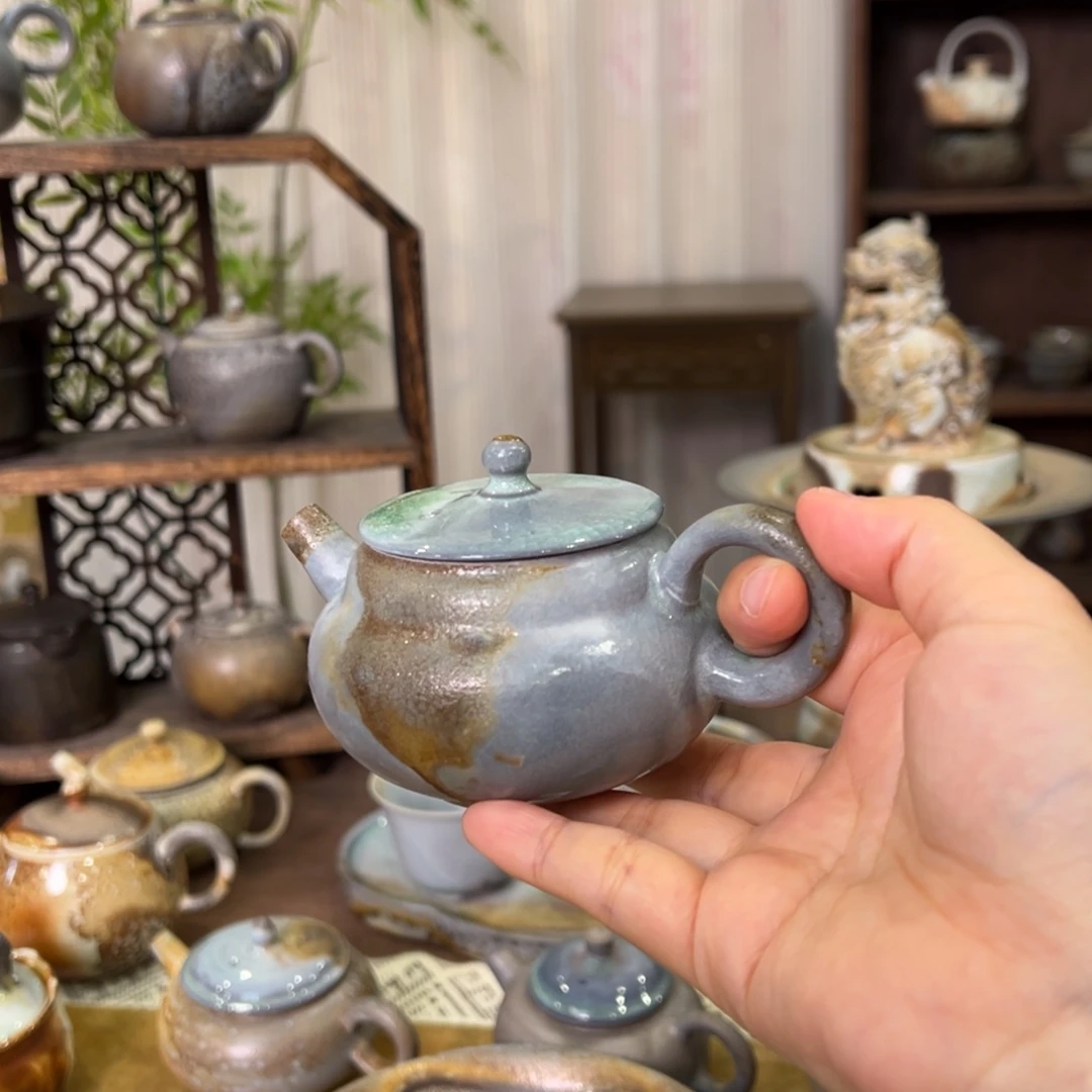 38中白满翠窑宝壶