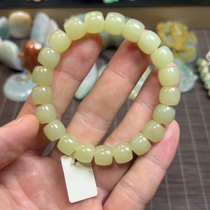 和田玉未镶嵌手链