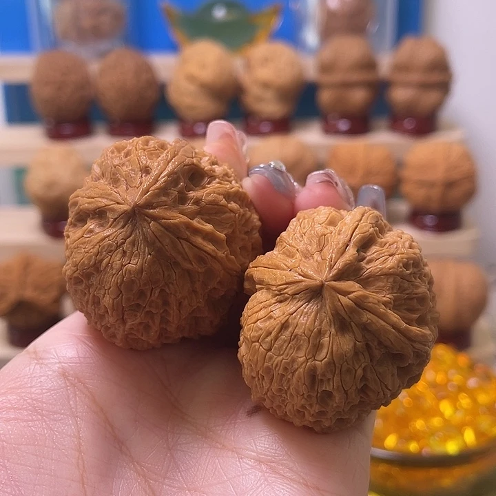 文玩核桃吊坠铁三20