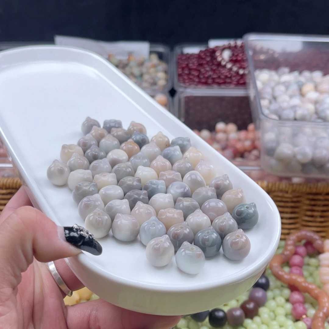 白玉菩提吊坠a13.5mm20颗。芋泥猫头