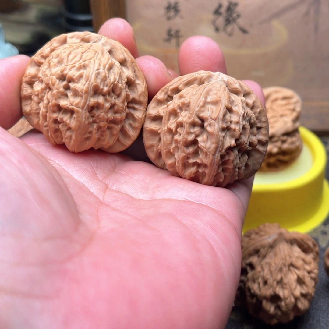 M***.吊坠文玩核桃40闷白