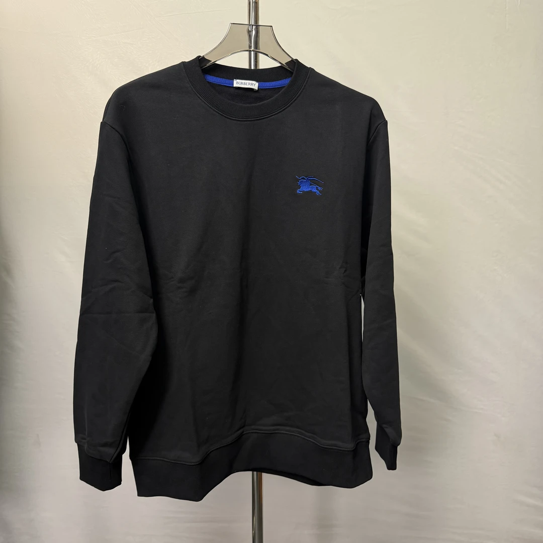99新 BURBERRY/博柏利 男士圆领套头战马卫衣 两色可选 tz6145