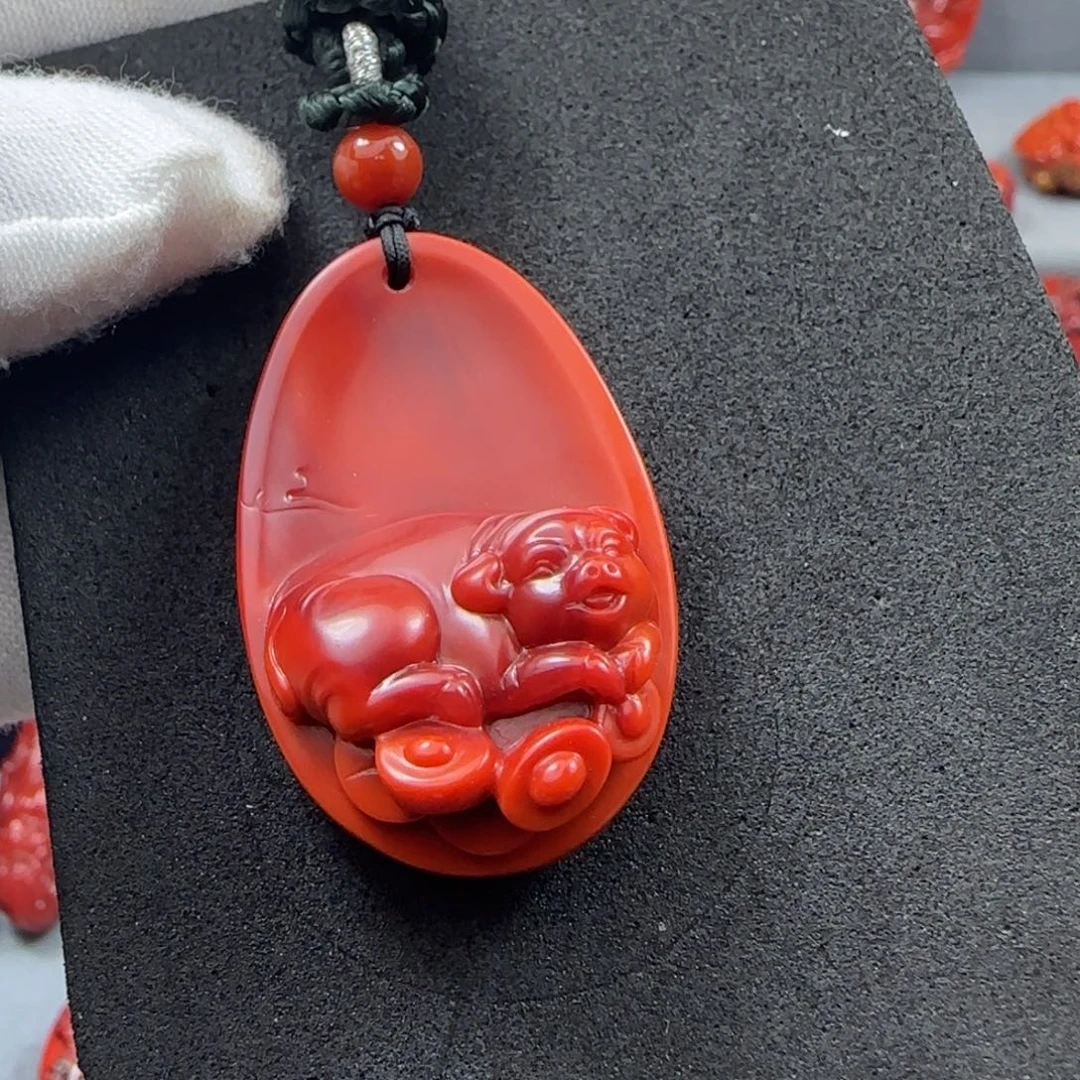 南红玛瑙未镶嵌雕件