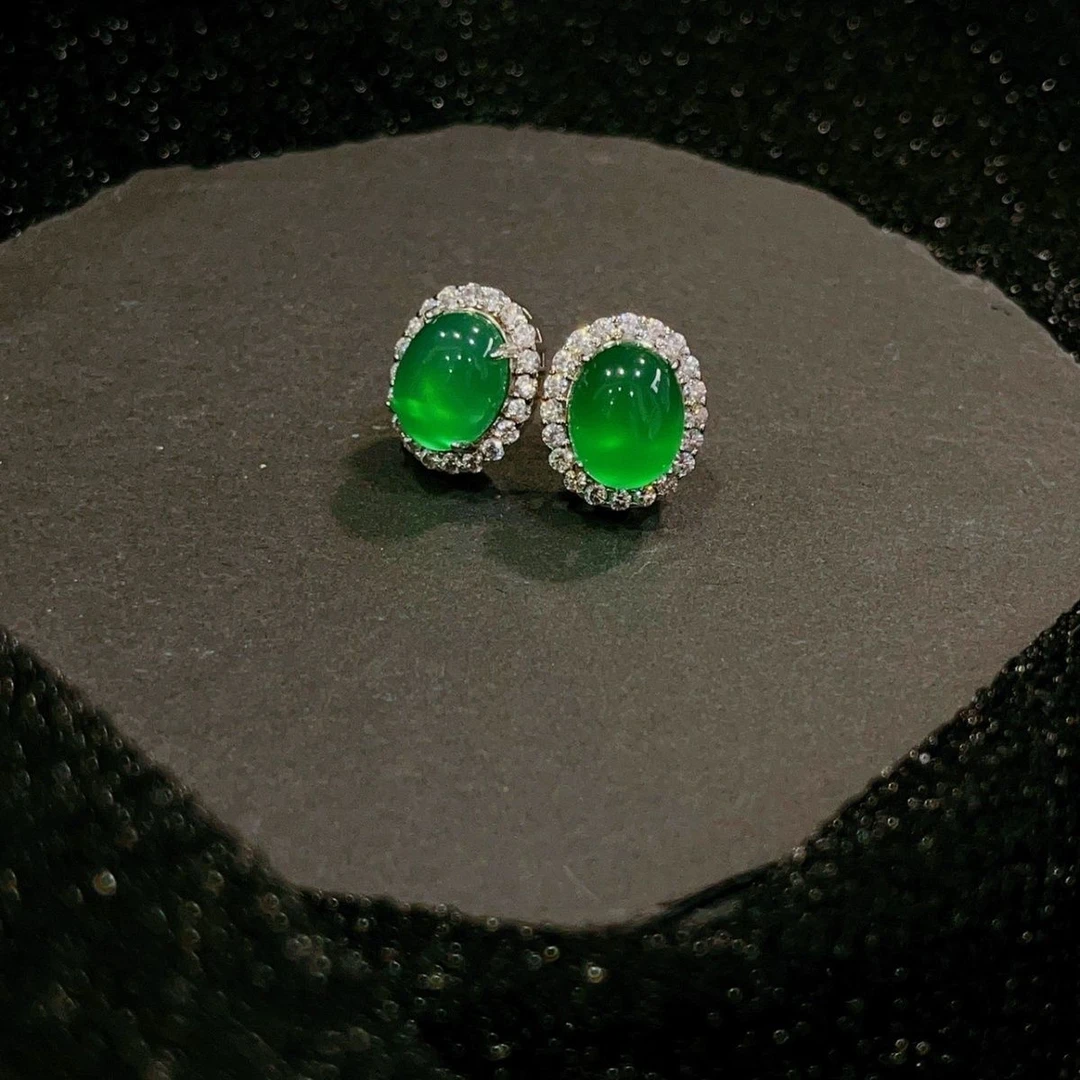 冰透绿玉髓耳钉女封底蛋面白色玛瑙玉耳饰耳环