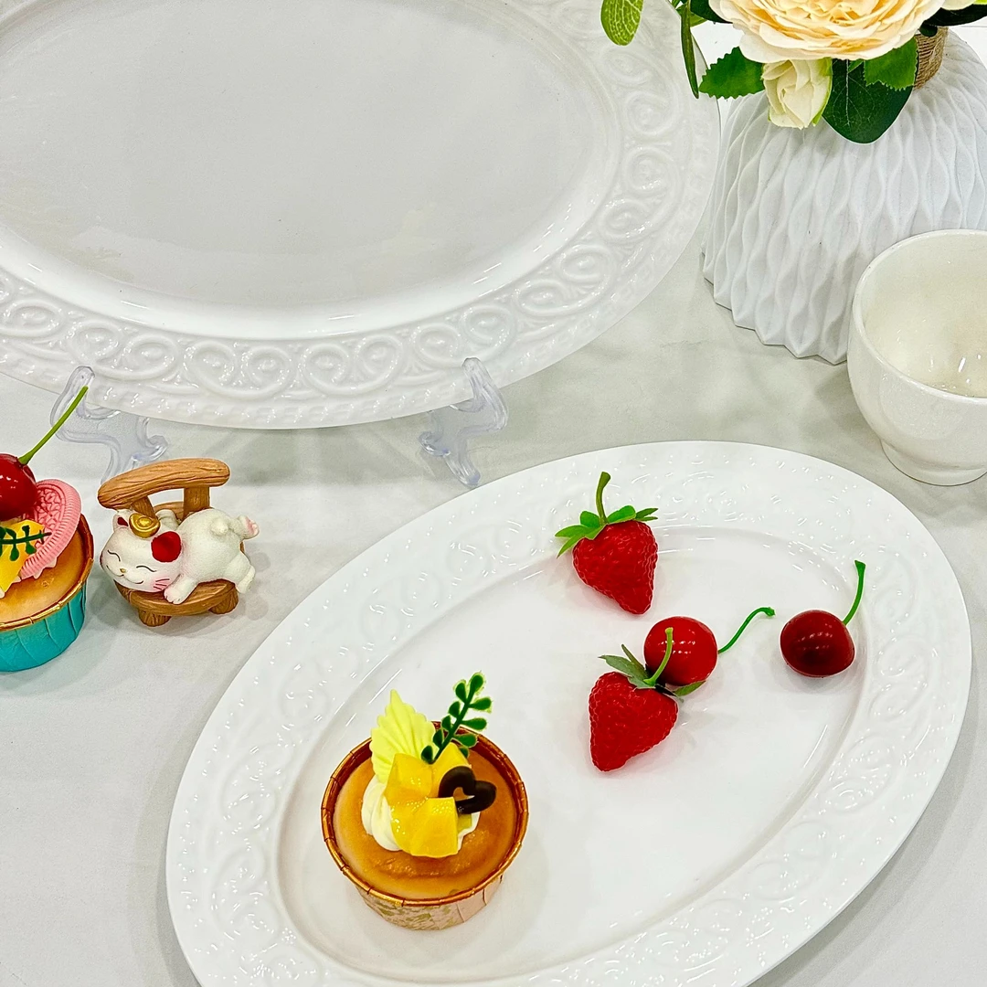 欧式浮雕白鱼盘2只