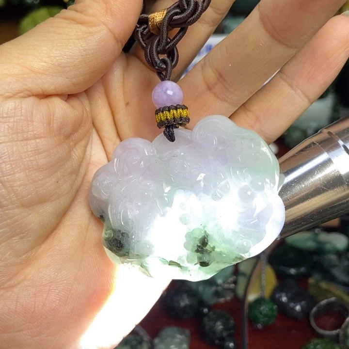 喜上眉梢紫飘蓝花