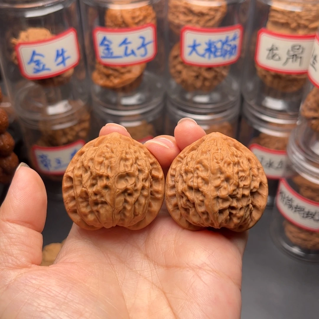 把件文玩核桃39金牛狮子头