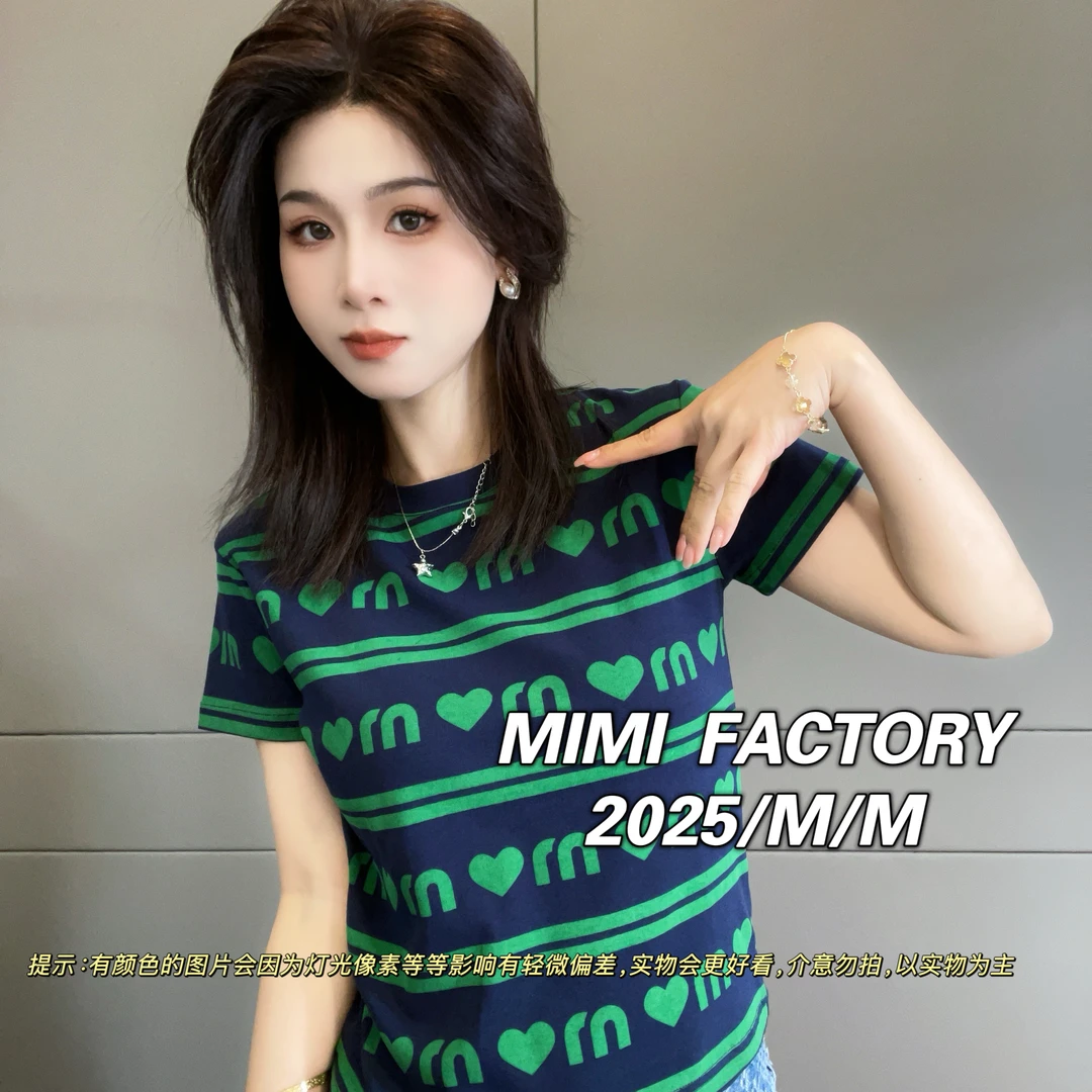 芈芈2025新款短袖 欧货满印设计短袖T恤女修身显瘦上衣XCTQ