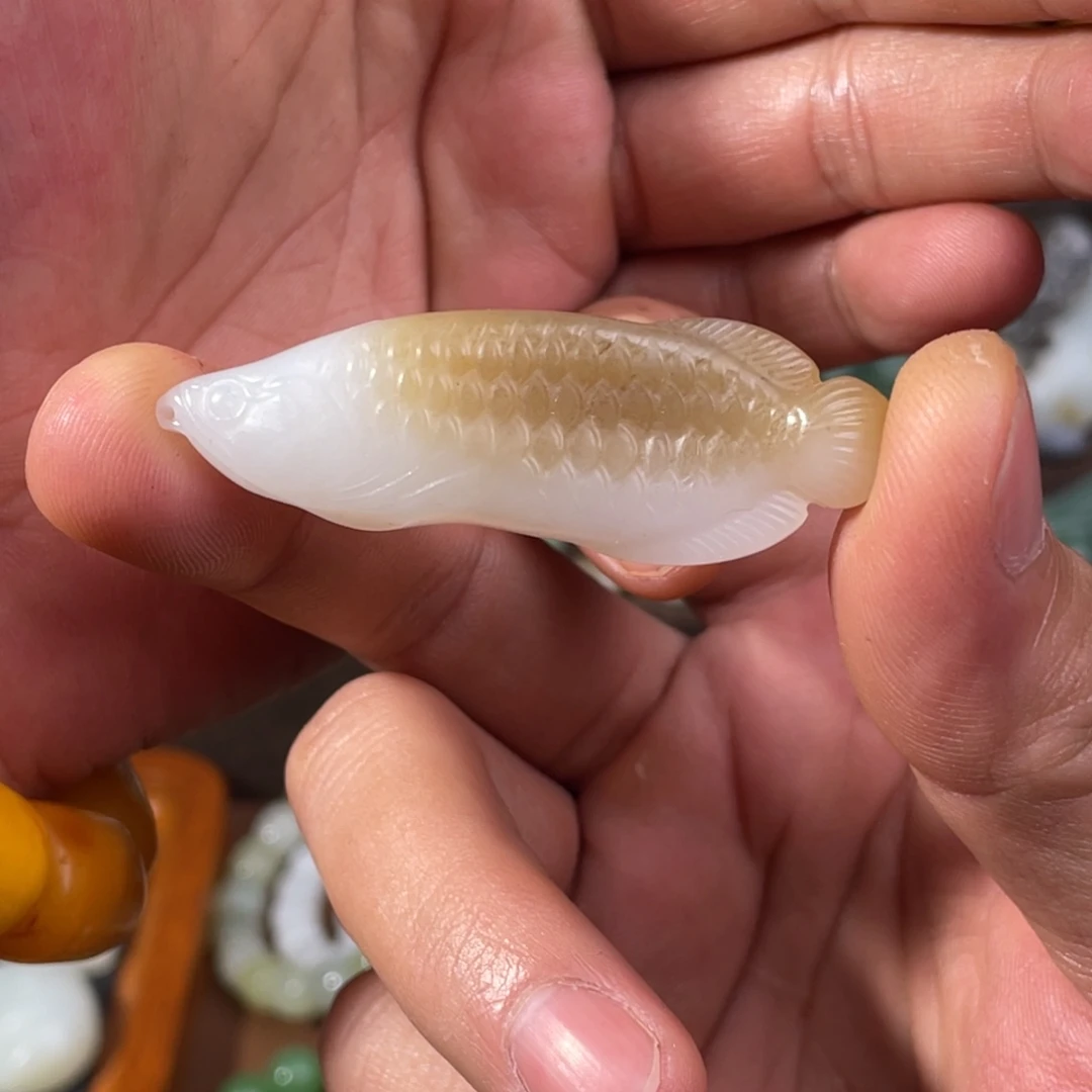 和田玉未镶嵌吊坠(不含链)