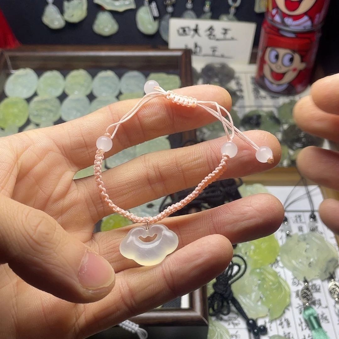 岫玉未镶嵌祥云锁手链