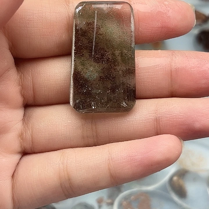 乌***拉未镶嵌吊坠(赠链)水晶
