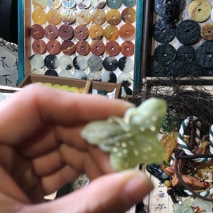岫玉岫玉挂件未镶嵌