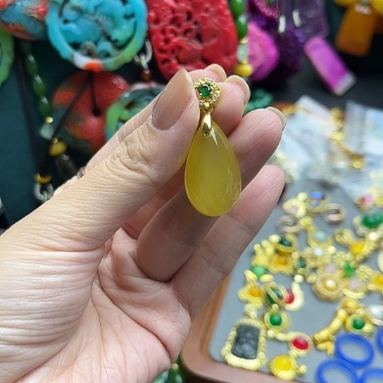 纯铜石英石水滴吊坠