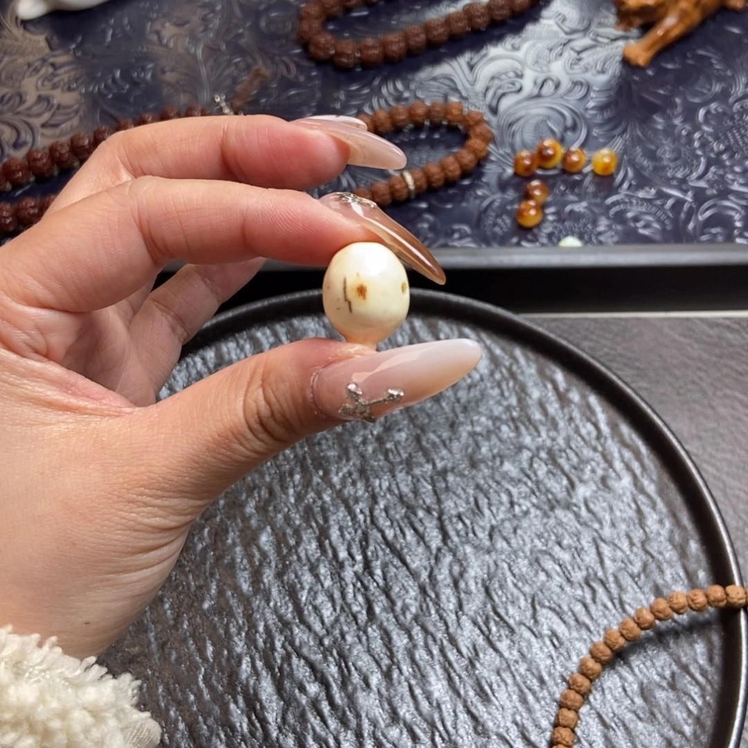 吊坠金刚菩提猛犸三通