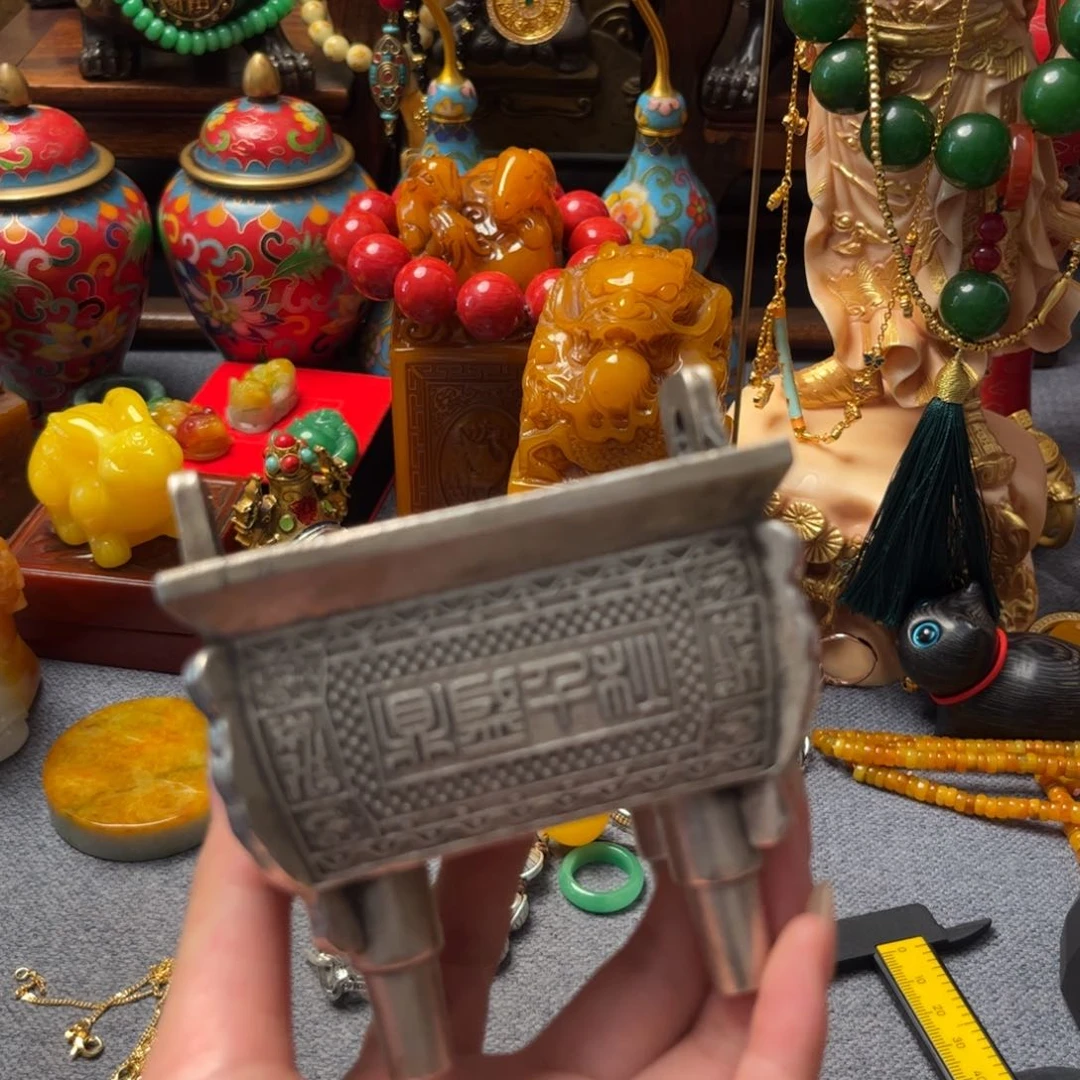 大叶紫檀（黑酸枝木类）