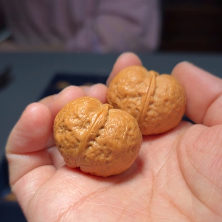 文玩核桃吊坠金丹元宝7679