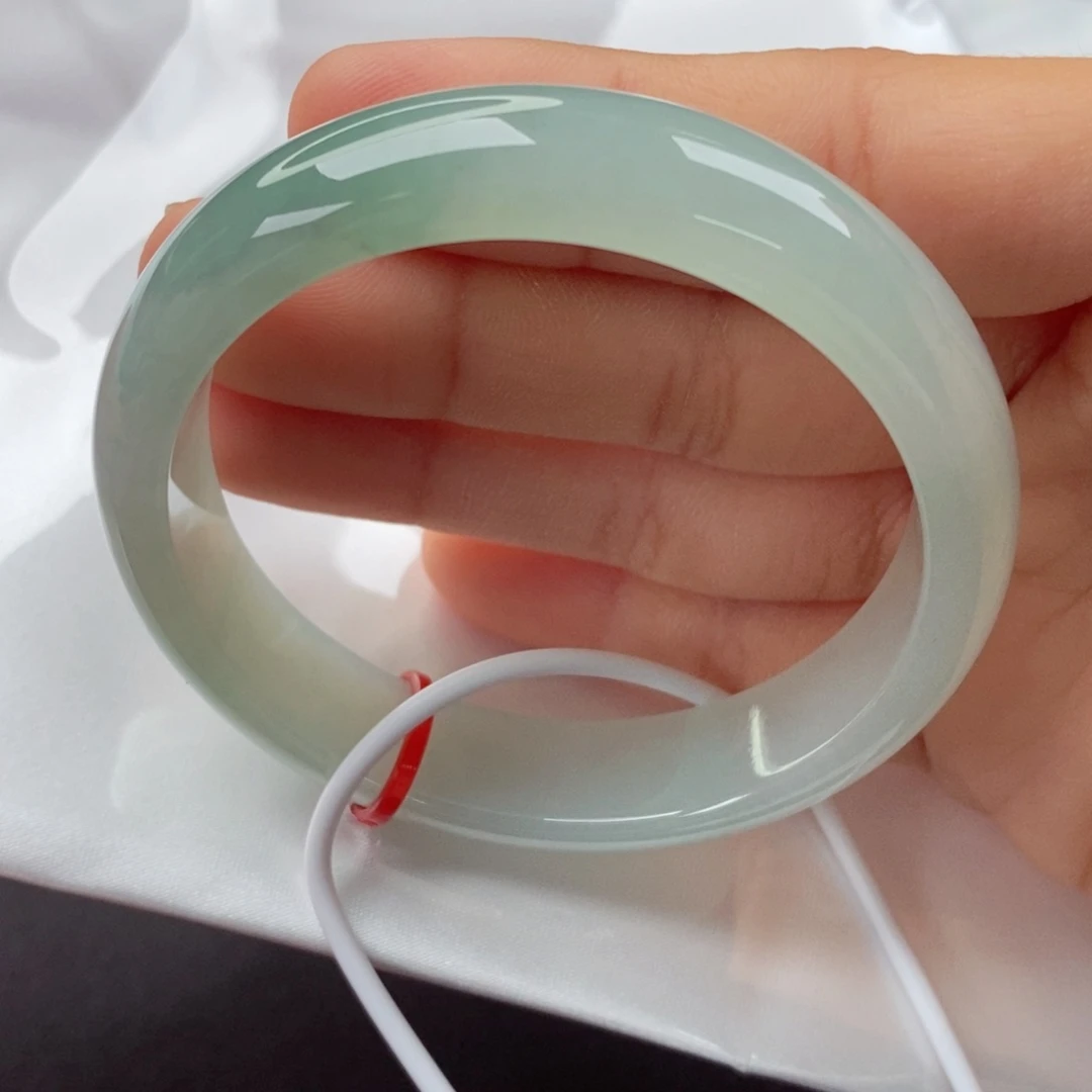 翡翠手镯未镶嵌5354正圈