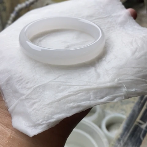 石英质玉手镯未镶嵌冰**痕