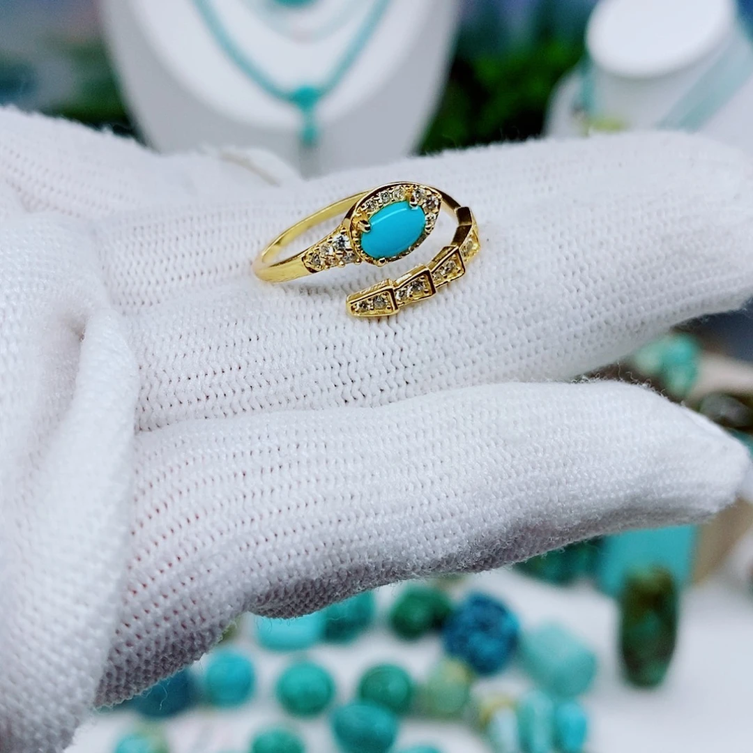 绿松石未镶嵌颈饰