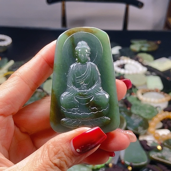 颈饰未镶嵌和田玉