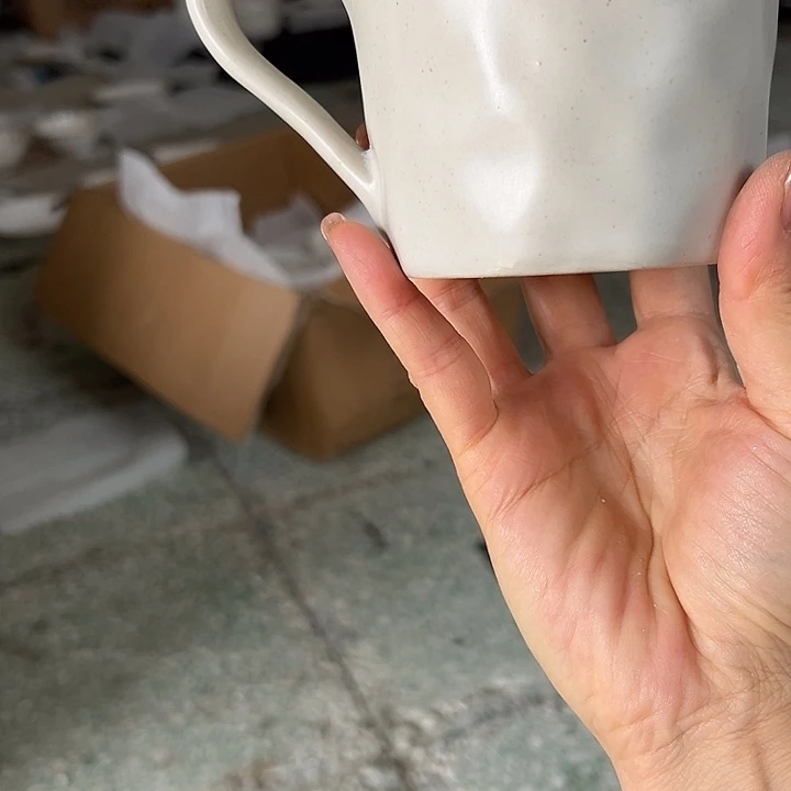 瓷片全厂瑕疵特价