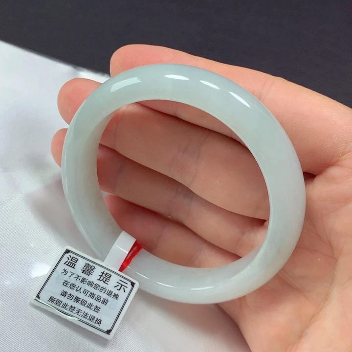 翡翠手镯未镶嵌56正圈