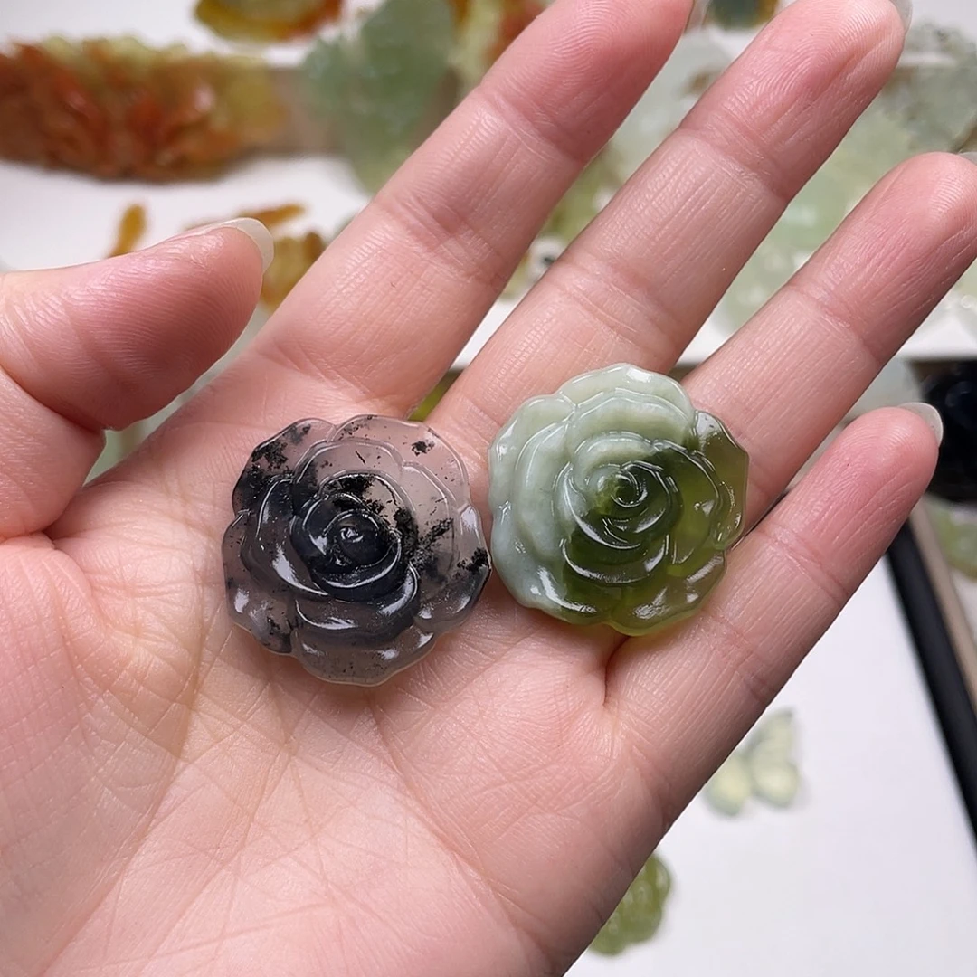 晚***拂蛇纹石玉未镶嵌颈饰