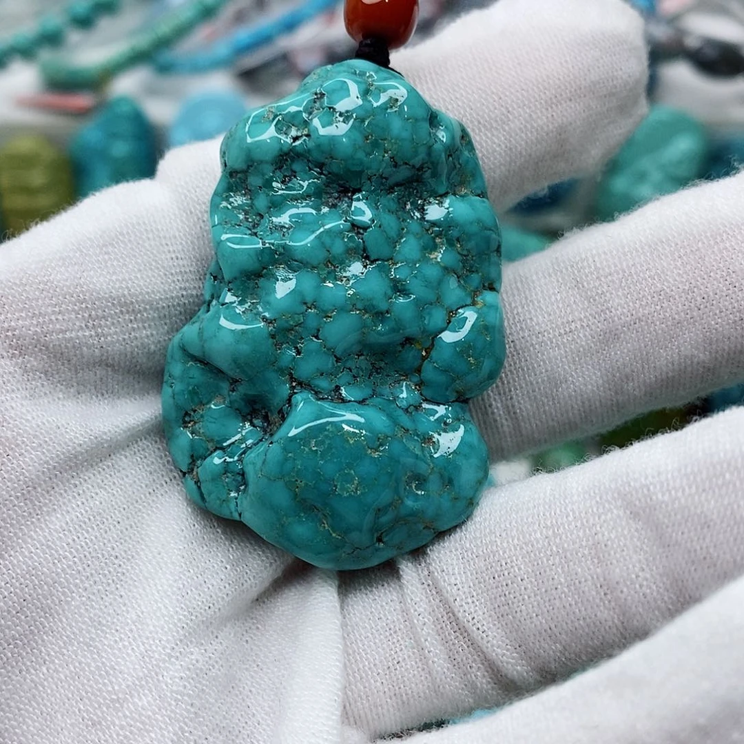 绿松石珠宝奇石未镶嵌山*子