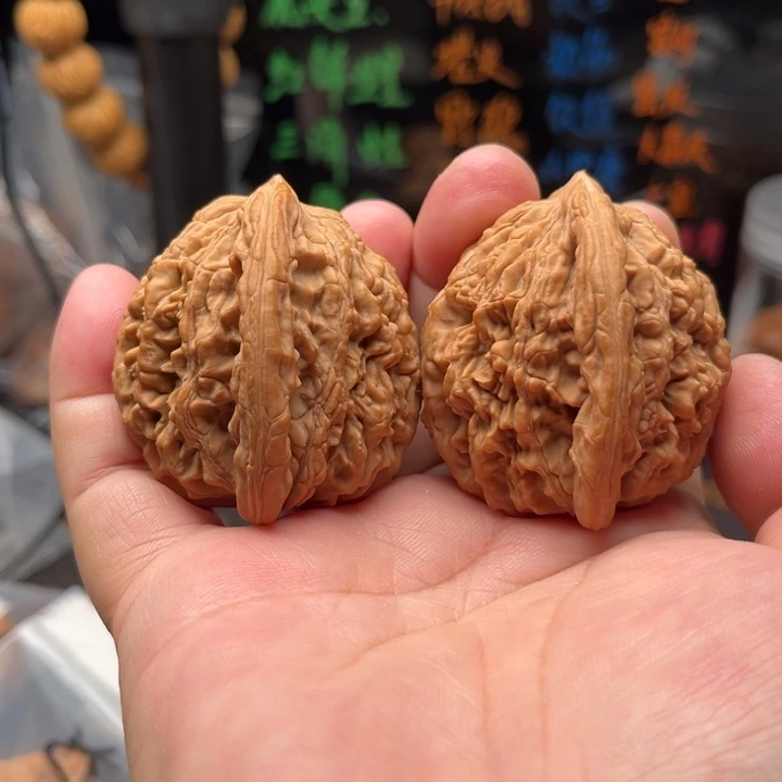 文玩核桃把件麦虎