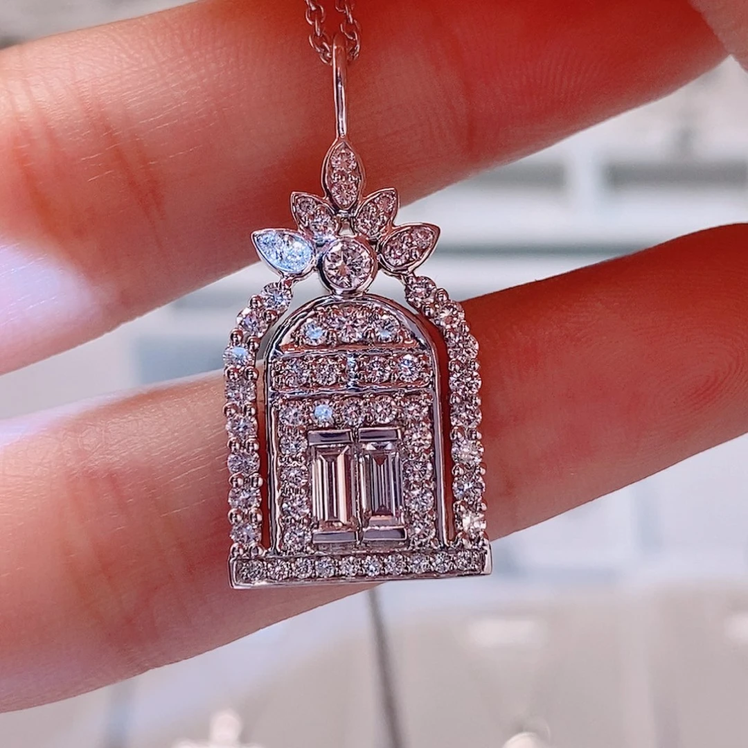 耳饰铂Pt950镶嵌实验室培育钻石0.4ct 幸福之门项链