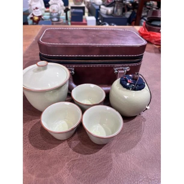 086象牙黄带茶叶罐一壶三杯旅行茶具