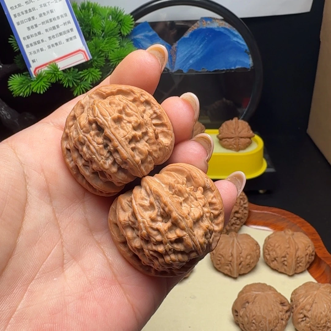 吊坠文玩核桃全品闷白38