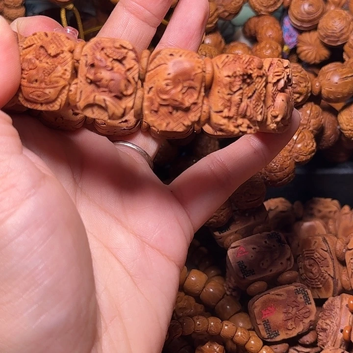 手串桃核十二生肖