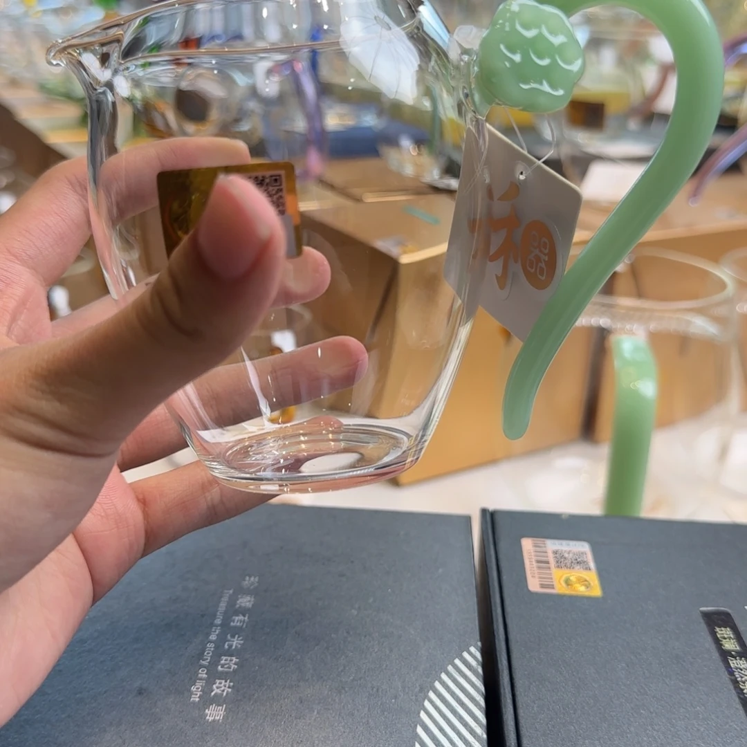 禾器怡莲公道杯浅玉色