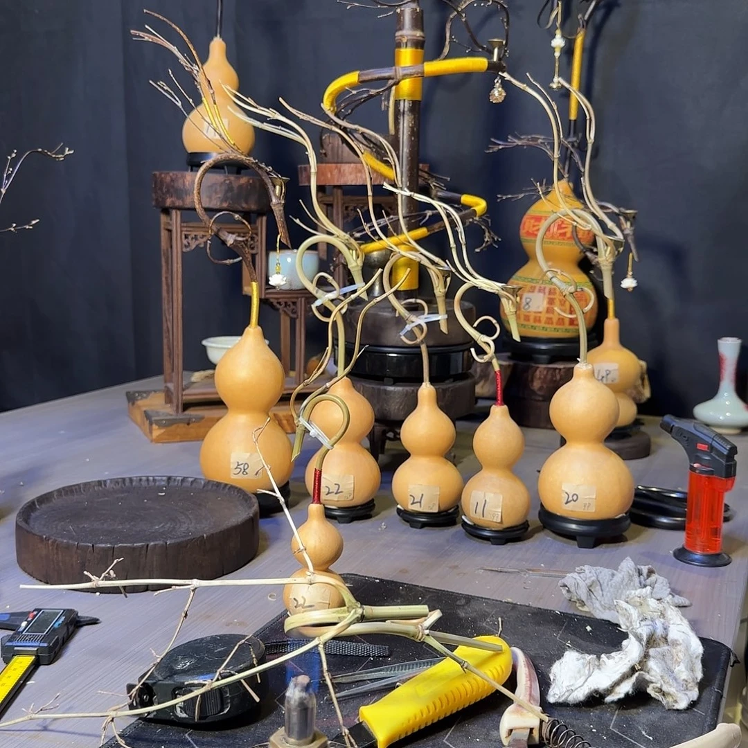 ****属天裂葫芦手捻不倒流