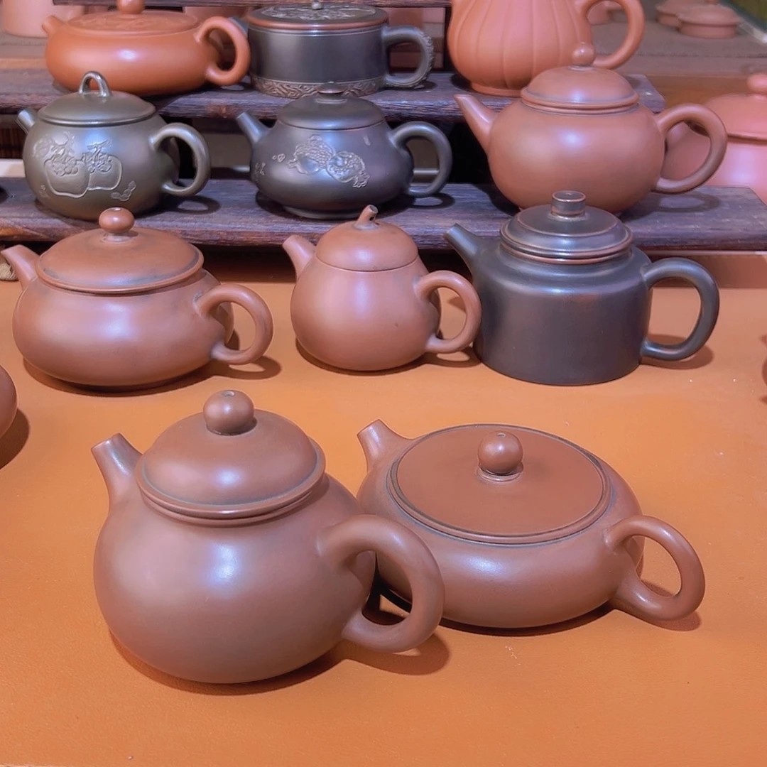 容天跟扁西施两个一起无礼盒