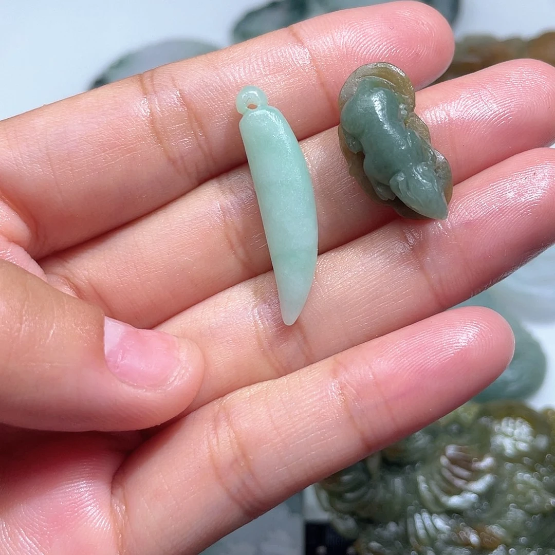 未镶嵌定制翡翠是