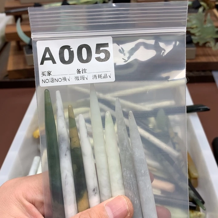 蛇纹石玉发饰合金木*