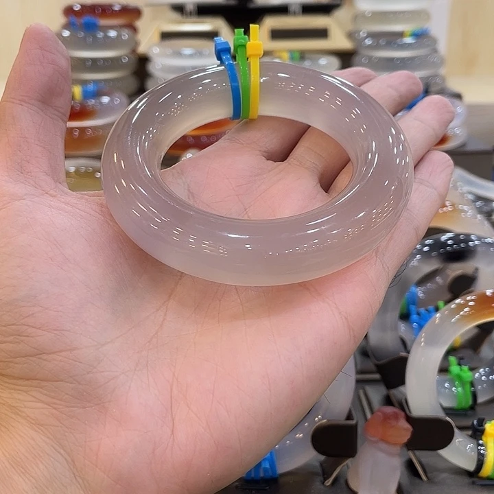 玛瑙/玉髓未镶嵌手镯27