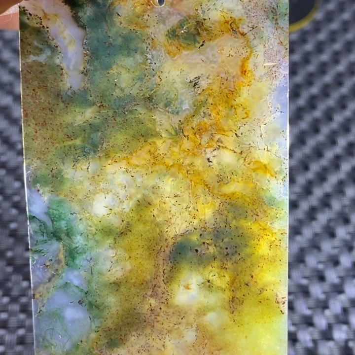 黎***利玛瑙/玉髓未镶嵌玛瑙