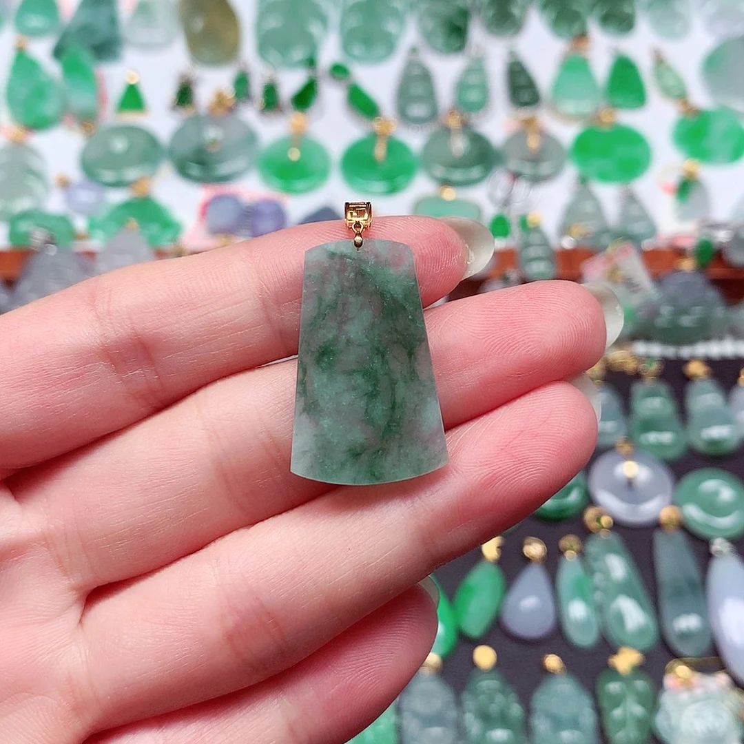 翡翠18K金镶嵌颈饰天然翡翠A货