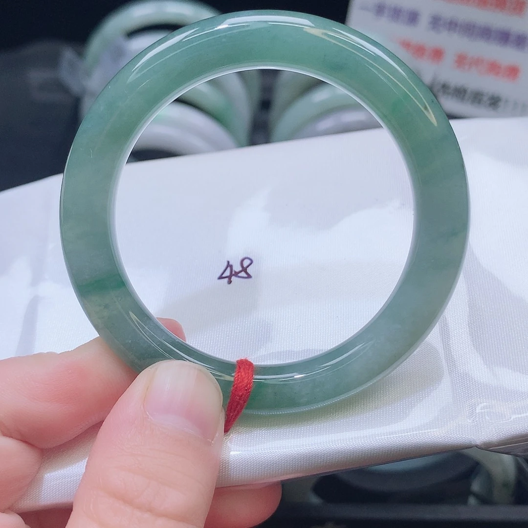 翡翠未镶嵌手镯421