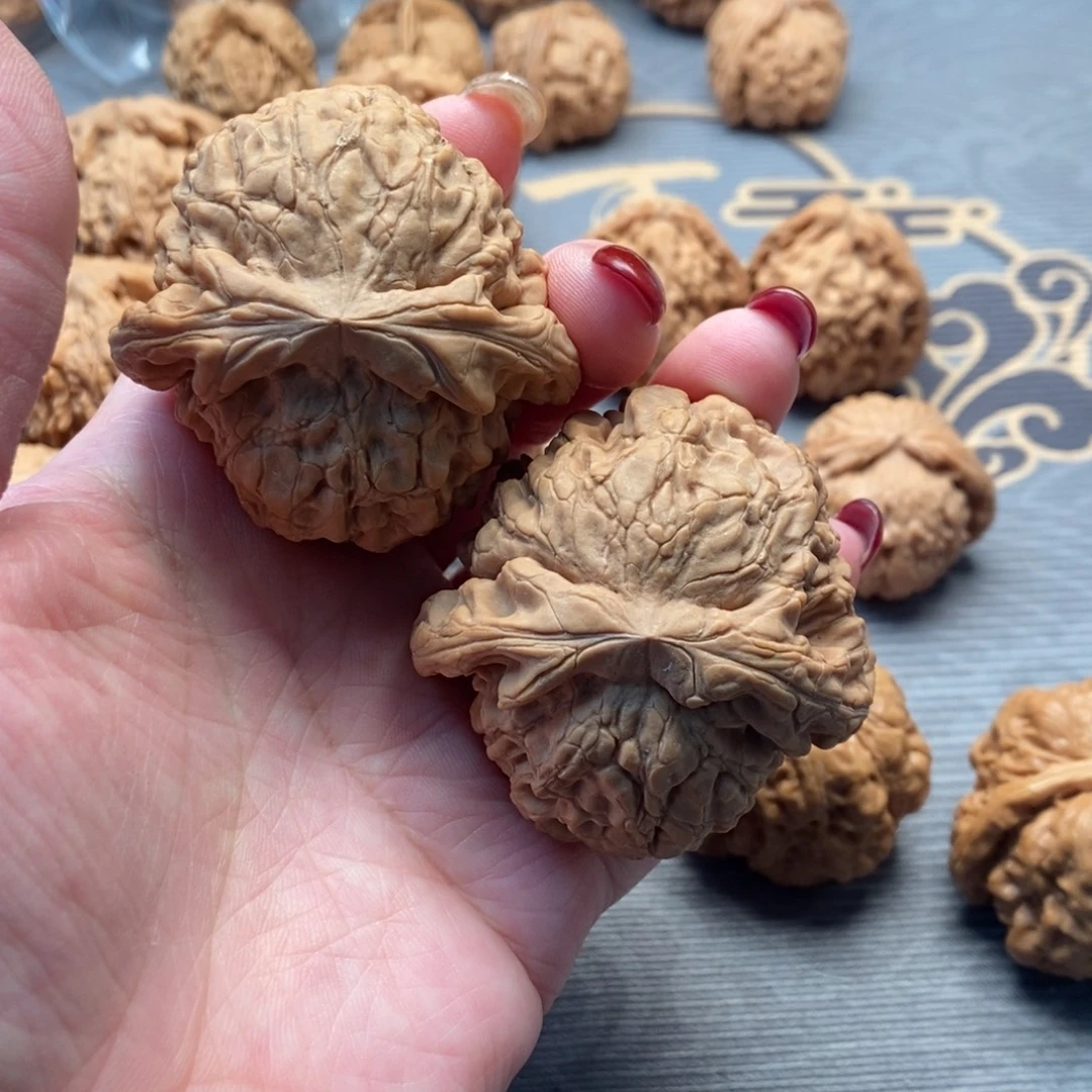 曼***文文玩核桃吊坠核桃