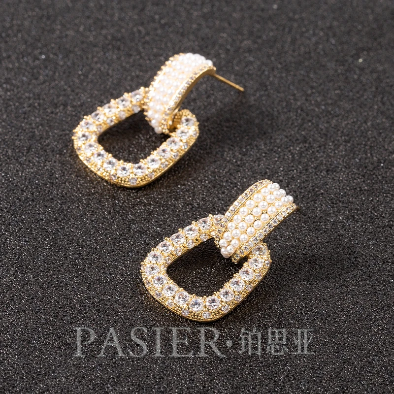 铂思亚 铜合金 镶嵌白色树脂 立方氧化锆 [可美] 耳环BD042【达】