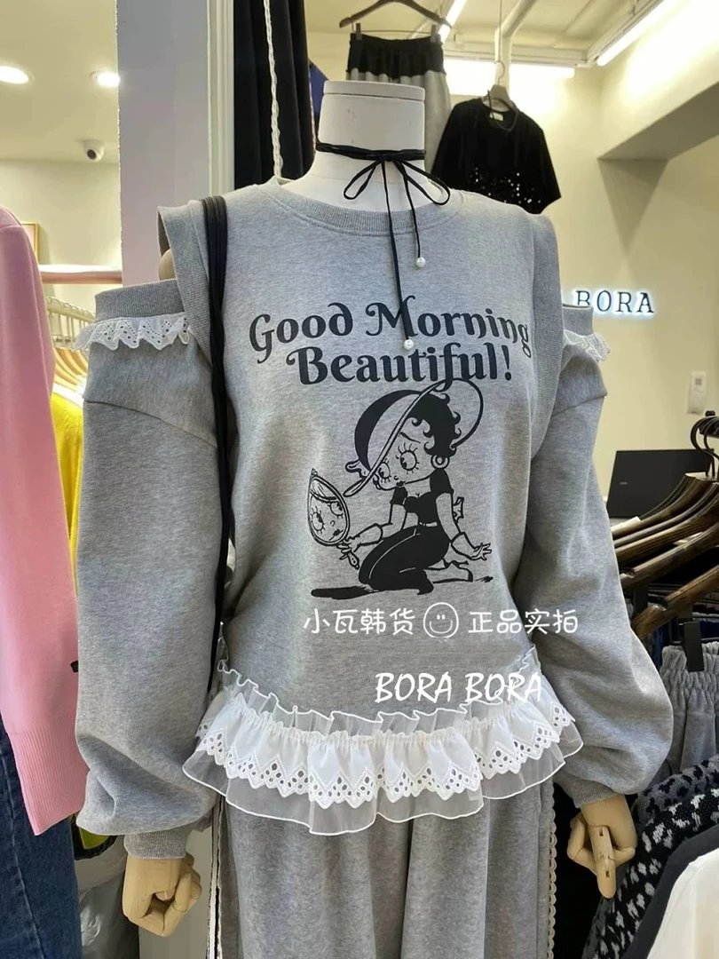 루루가− （漏肩贝蒂）韩国代勾正品东大门 25春款露肩贝蒂花边薄卫衣