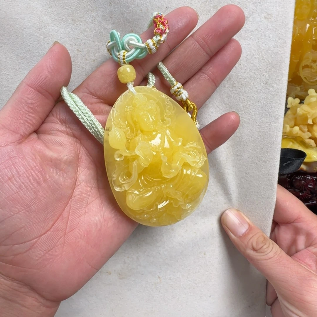 蜜蜡未镶嵌珠宝奇石