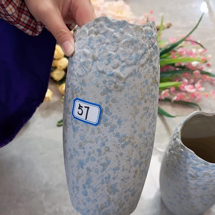 瓶57号复古陶瓷高24厘米瑕疵一个